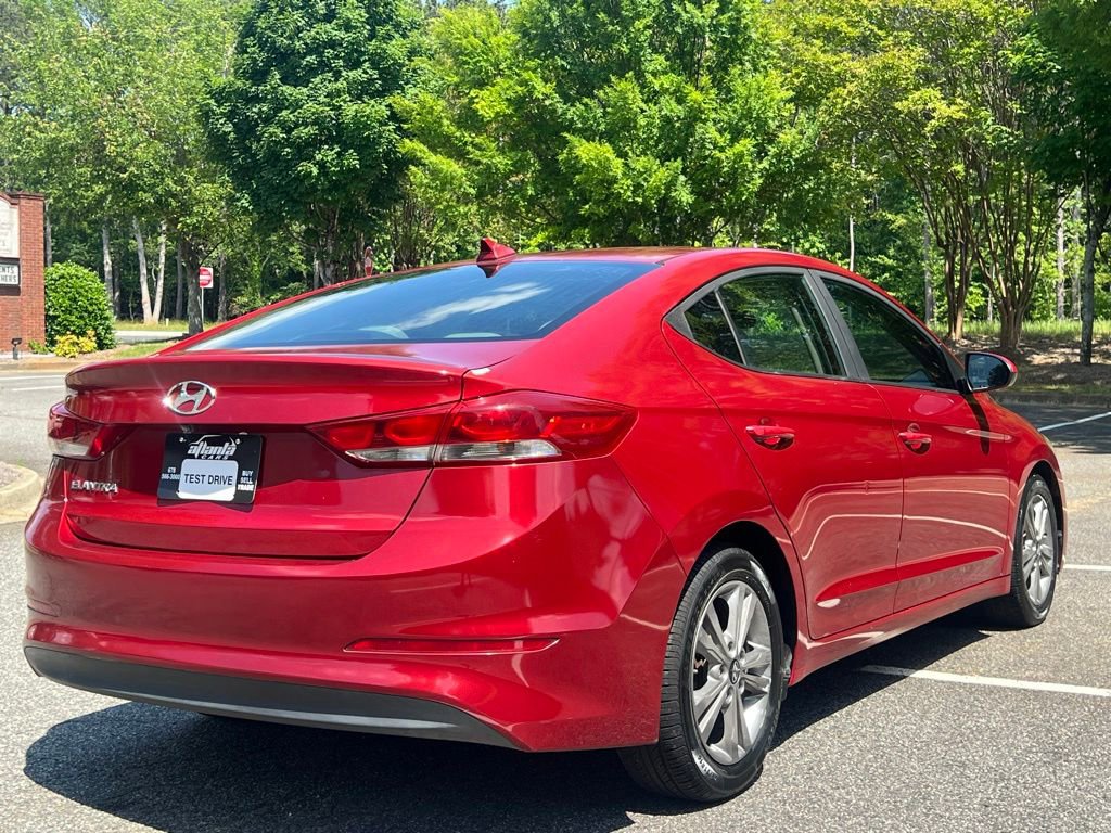Used 2017 Hyundai Elantra SE FWD image 5