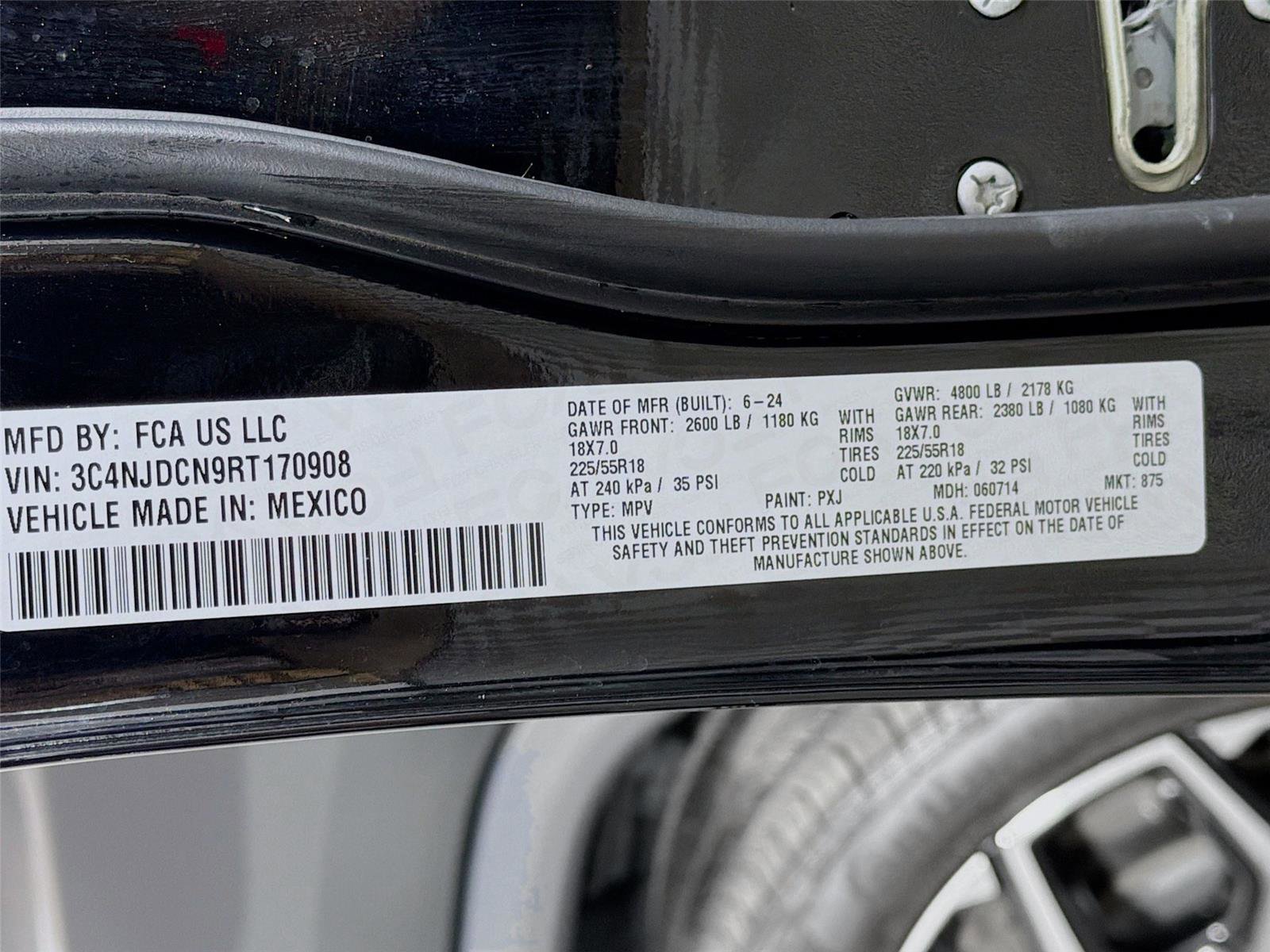 Used 2024 Jeep Compass Limited image 31