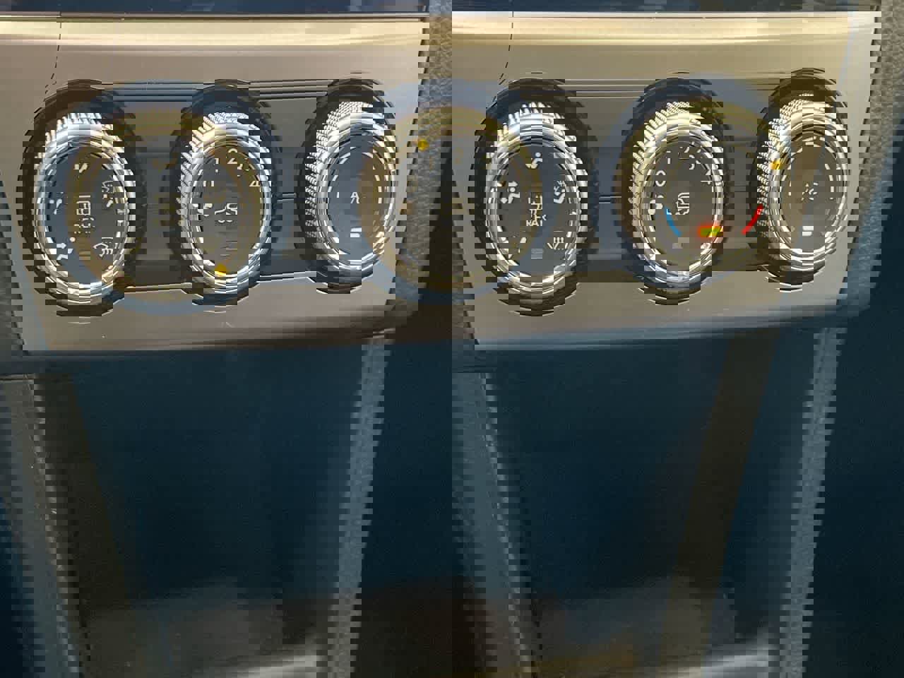 Used 2017 Subaru Crosstrek 2.0i Premium w/ Moonroof Package image 19