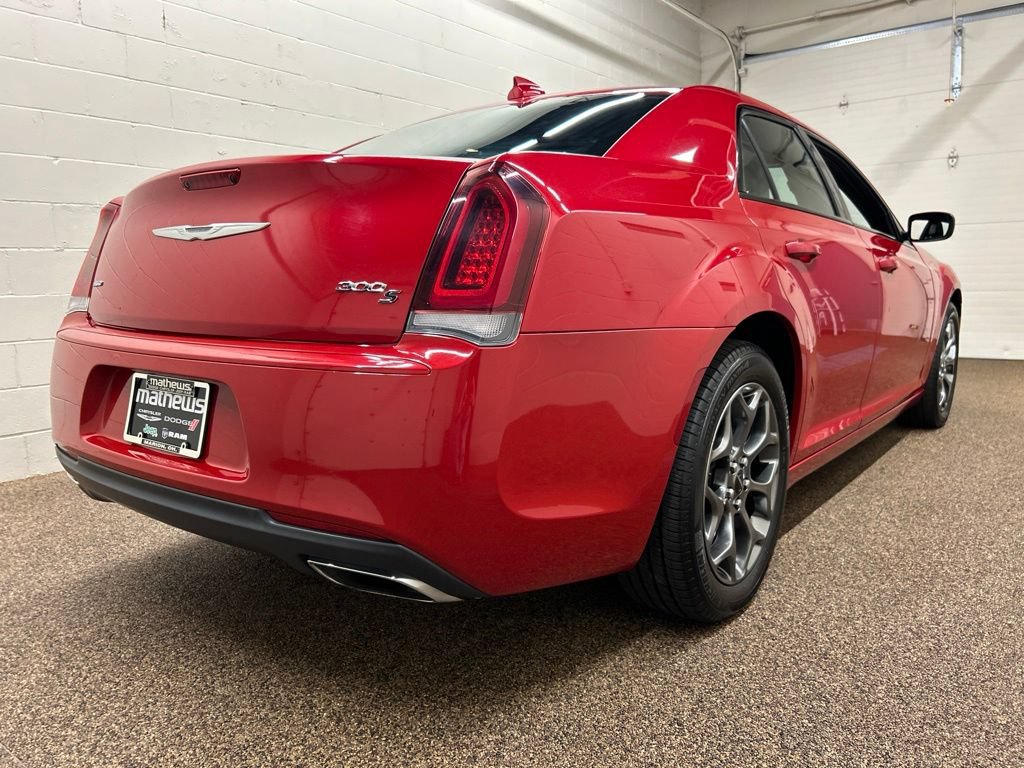 Used 2015 Chrysler 300 S AWD/4WD image 2
