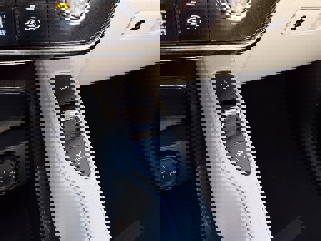 Used 2023 Kia Telluride SX image 18