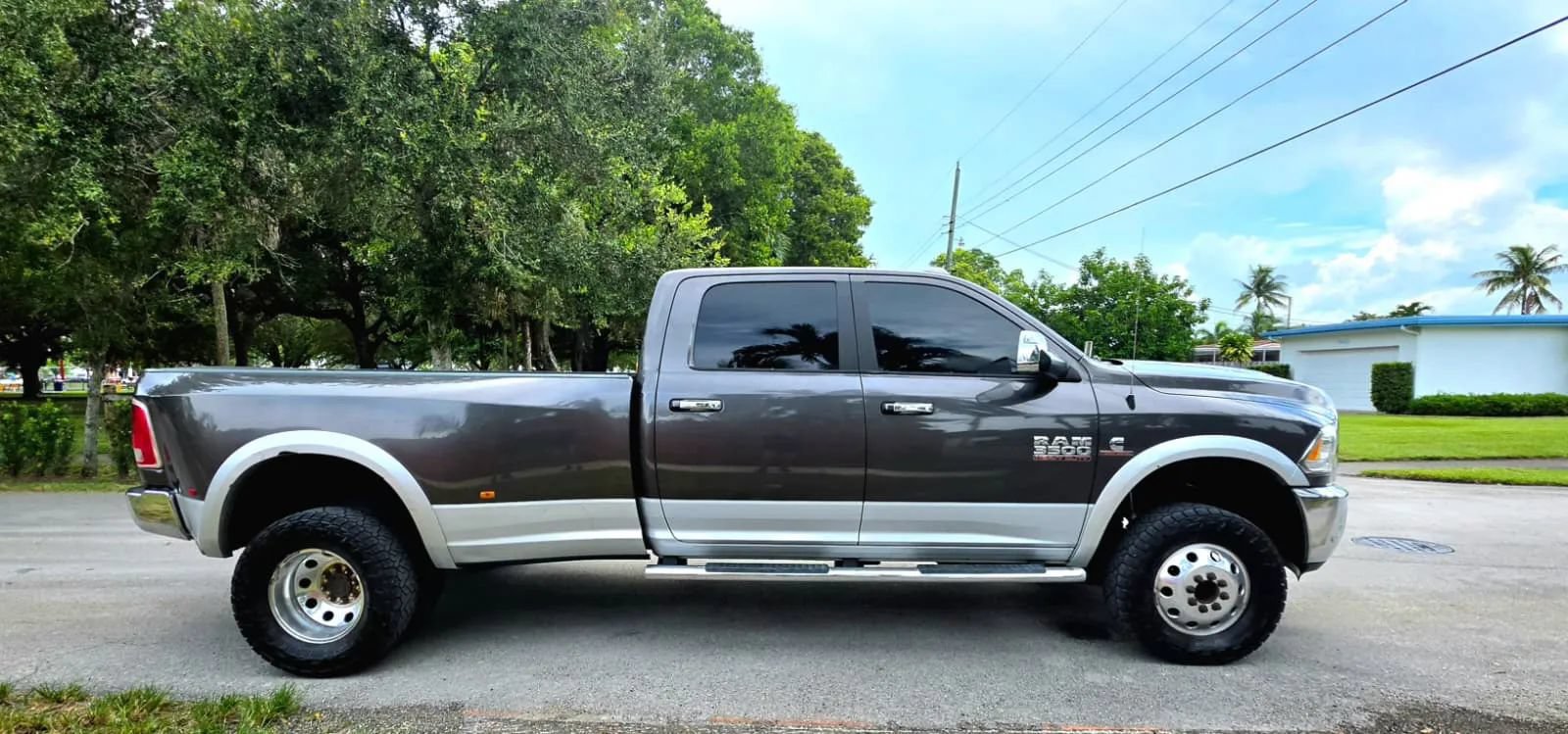 Used 2017 RAM 3500 Laramie AWD/4WD image 7