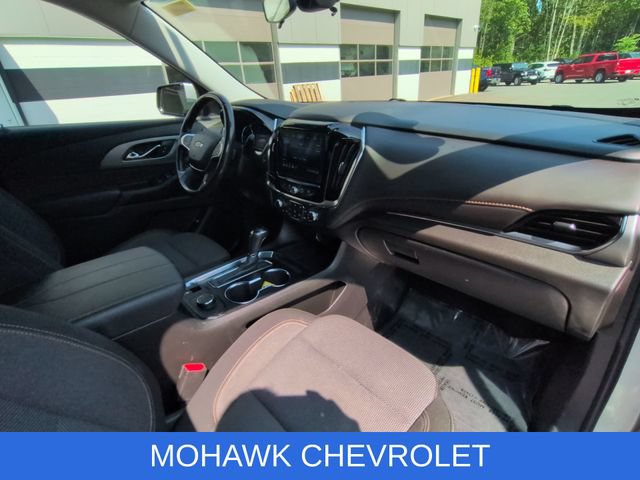 Used 2020 Chevrolet Traverse LT w/ Driver Confidence II Package AWD/4WD image 37
