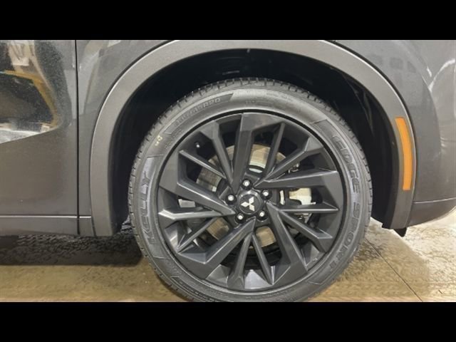 Used 2023 Mitsubishi Outlander SEL 40th Anniversary image 15