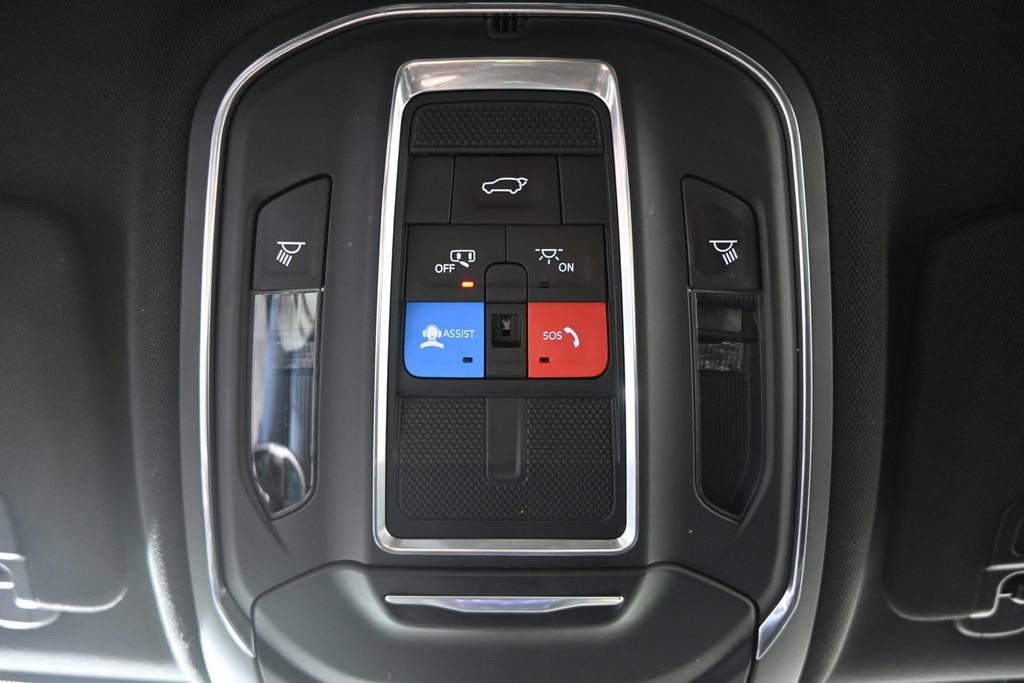 Used 2022 Jeep Grand Cherokee L Laredo image 33