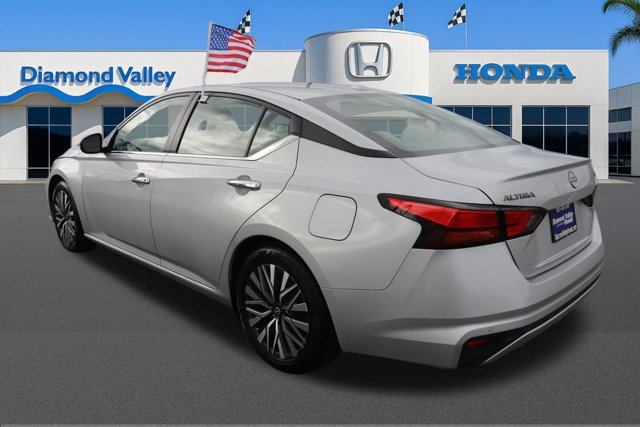 Used 2023 Nissan Altima 2.5 SV image 4