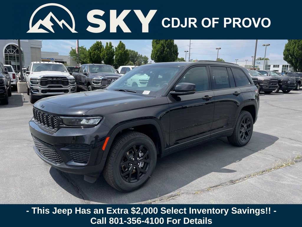 New 2025 Jeep Grand Cherokee Altitude image 2