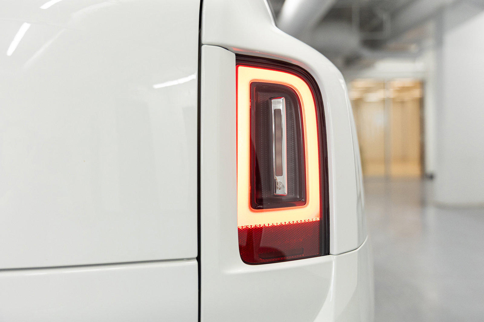 New 2026 Rolls-Royce Cullinan Black Badge image 19