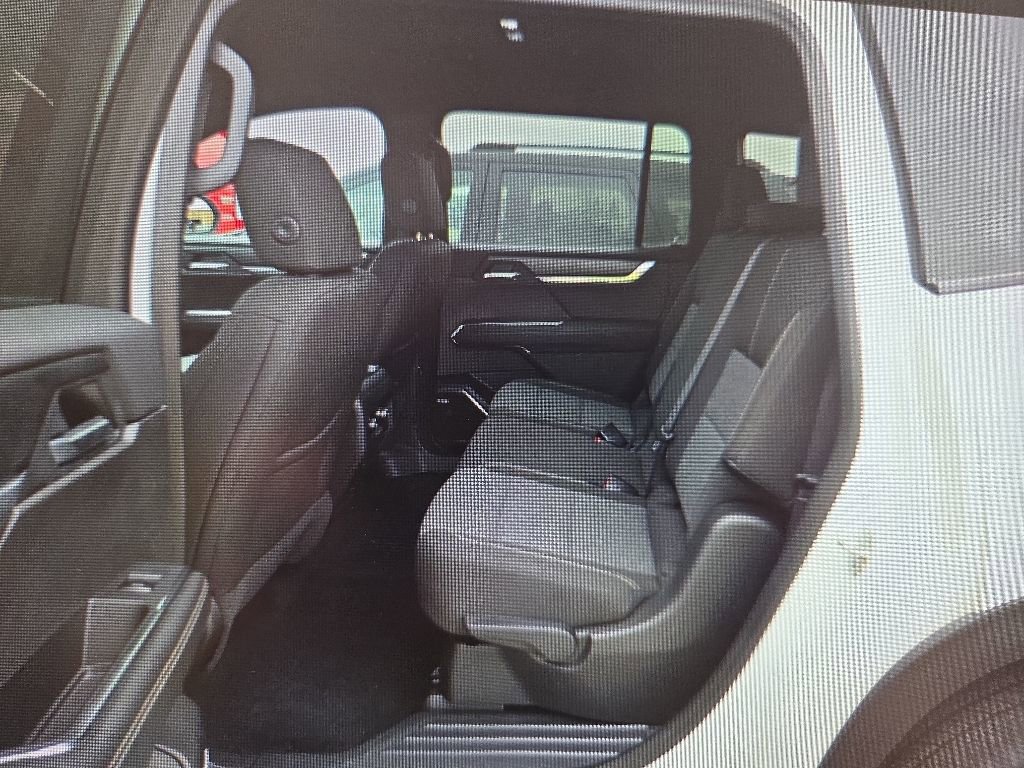 Used 2025 GMC Acadia Elevation AWD/4WD image 11
