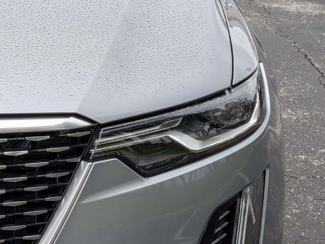 Certified 2024 Cadillac XT6 Premium Luxury w/ Technology Package FWD image 9