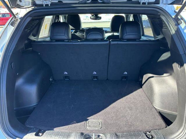 Used 2024 Jeep Compass Latitude AWD/4WD image 9