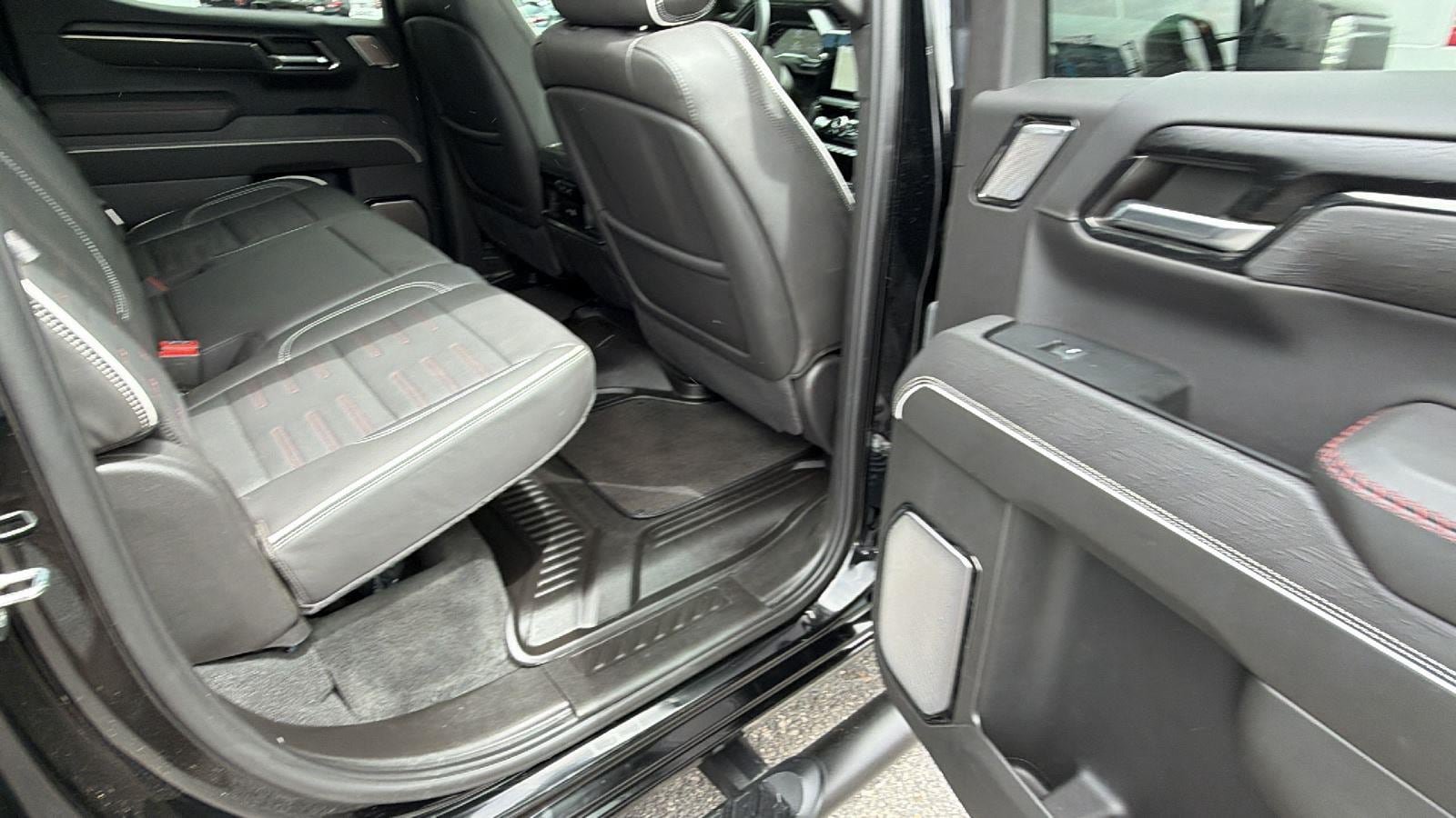 Used 2024 GMC Sierra 1500 AT4X AWD/4WD image 19