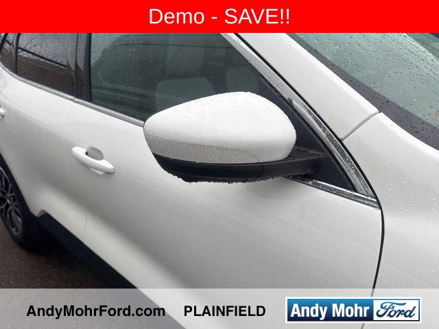 New 2025 Ford Escape SE w/ PHEV Premium Package FWD image 6
