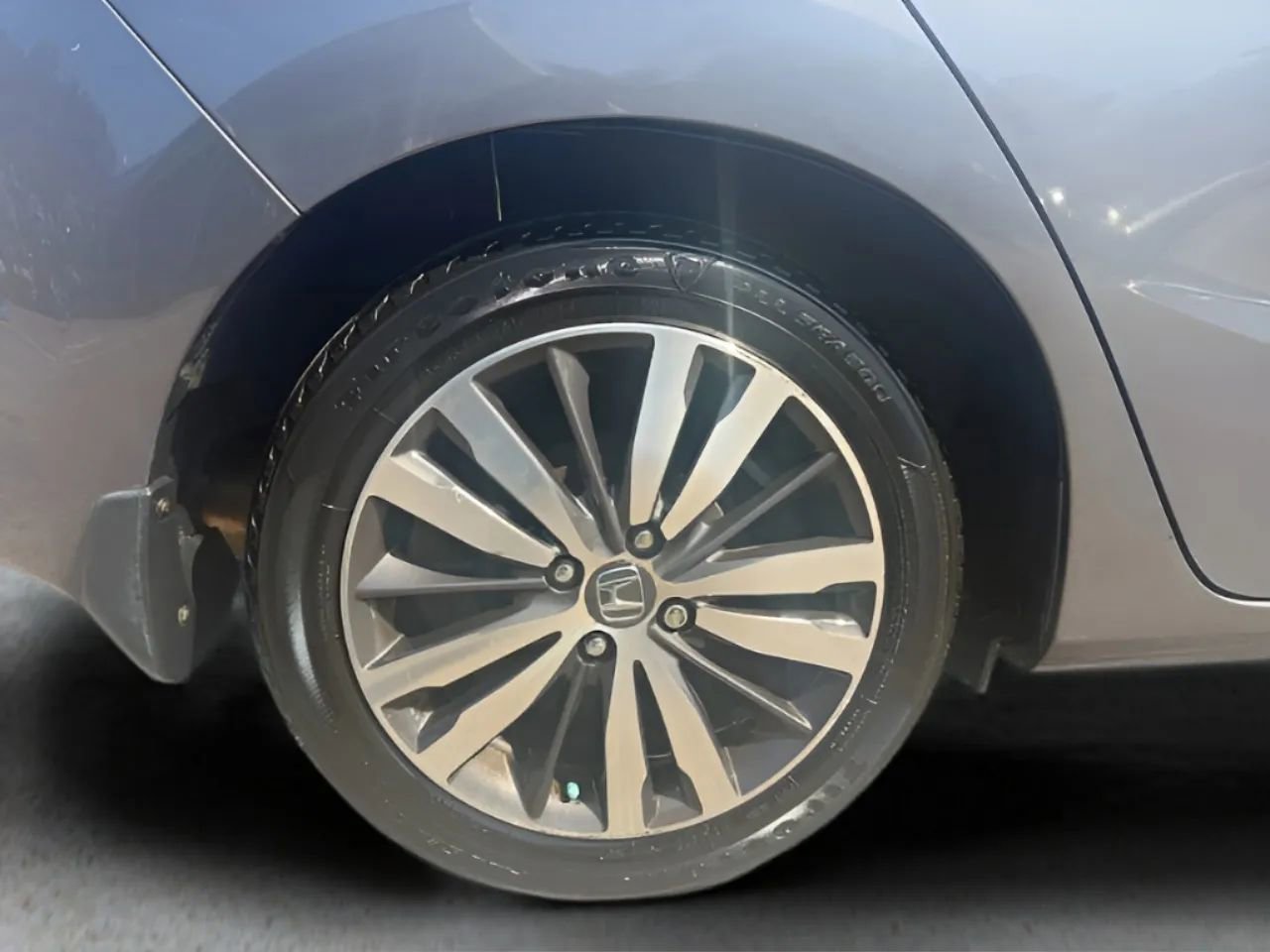 Used 2015 Honda Fit EX image 3