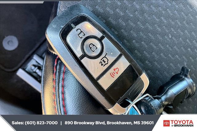 Used 2024 Ford Escape ST-Line image 9