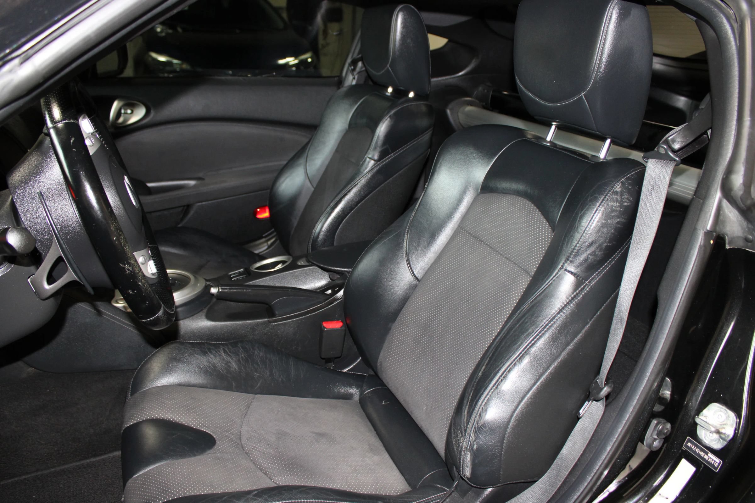 Used 2014 Nissan 370Z Touring w/ Sport Package RWD image 21