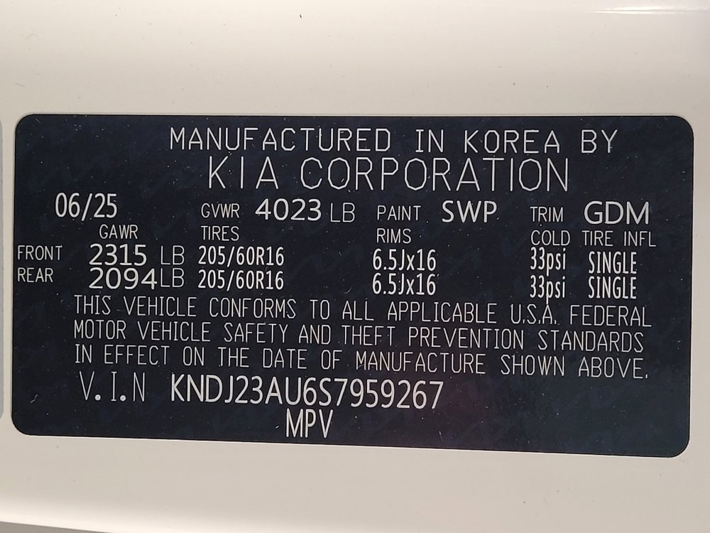 Used 2025 Kia Soul LX image 33