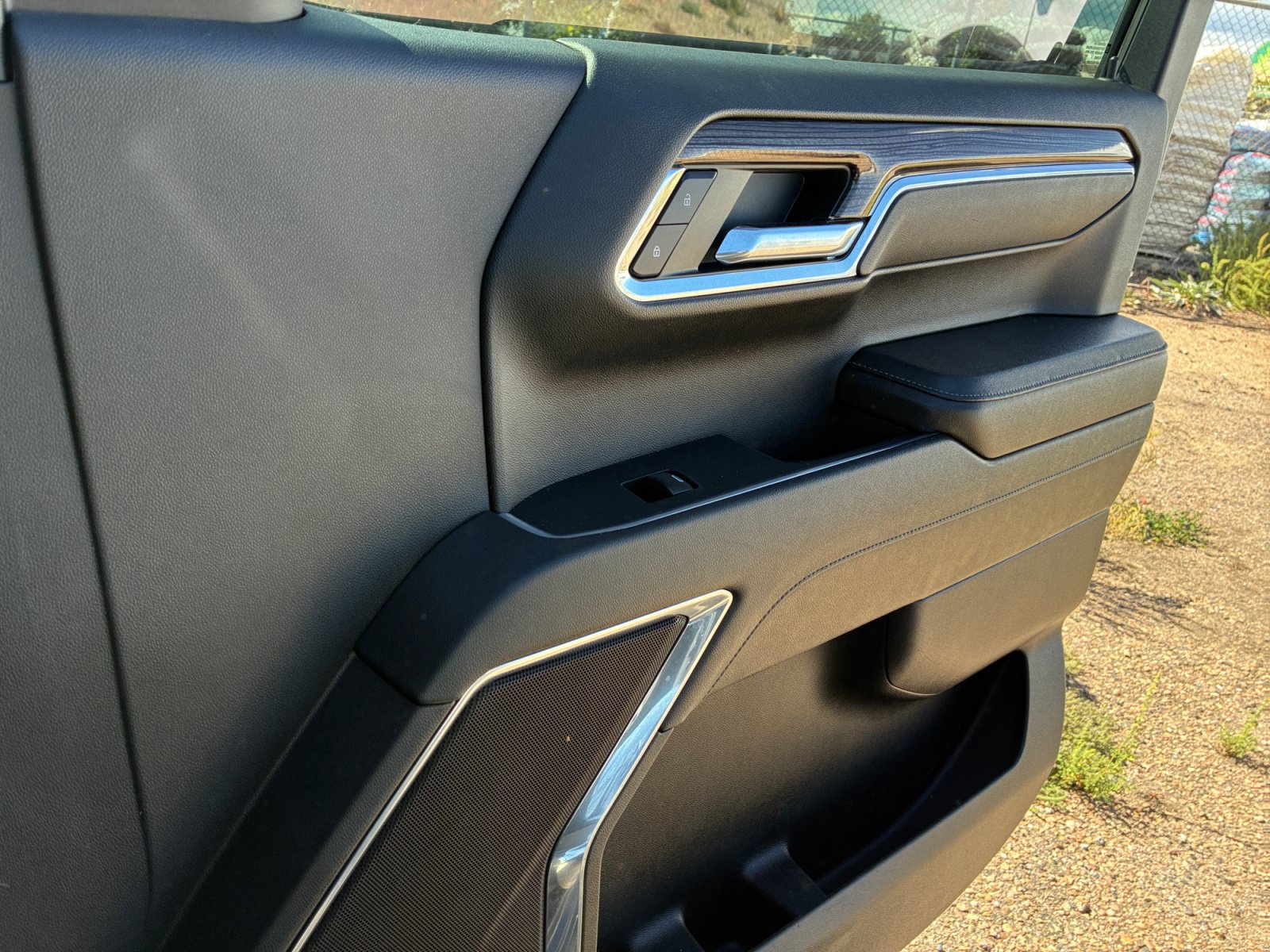 Used 2024 Chevrolet Silverado 1500 LT AWD/4WD image 16
