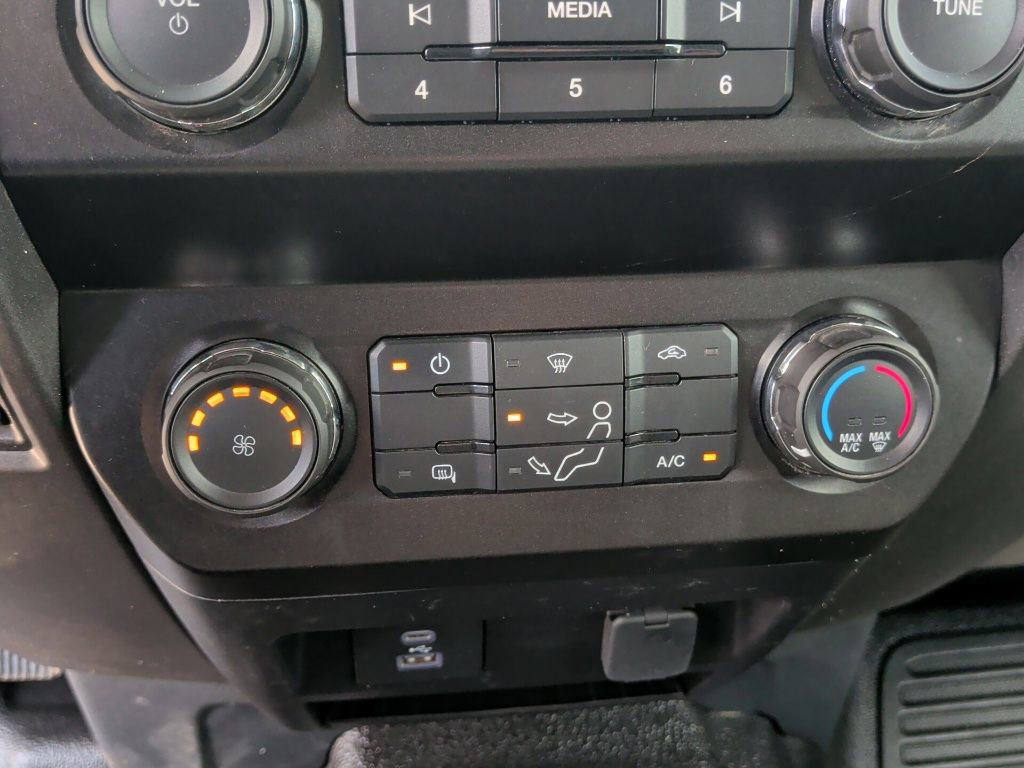 Used 2022 Ford F450 XL w/ STX Appearance Package image 29