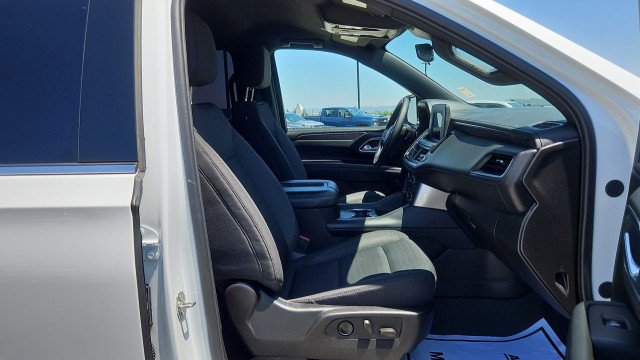 Used 2023 Chevrolet Suburban LS RWD image 27