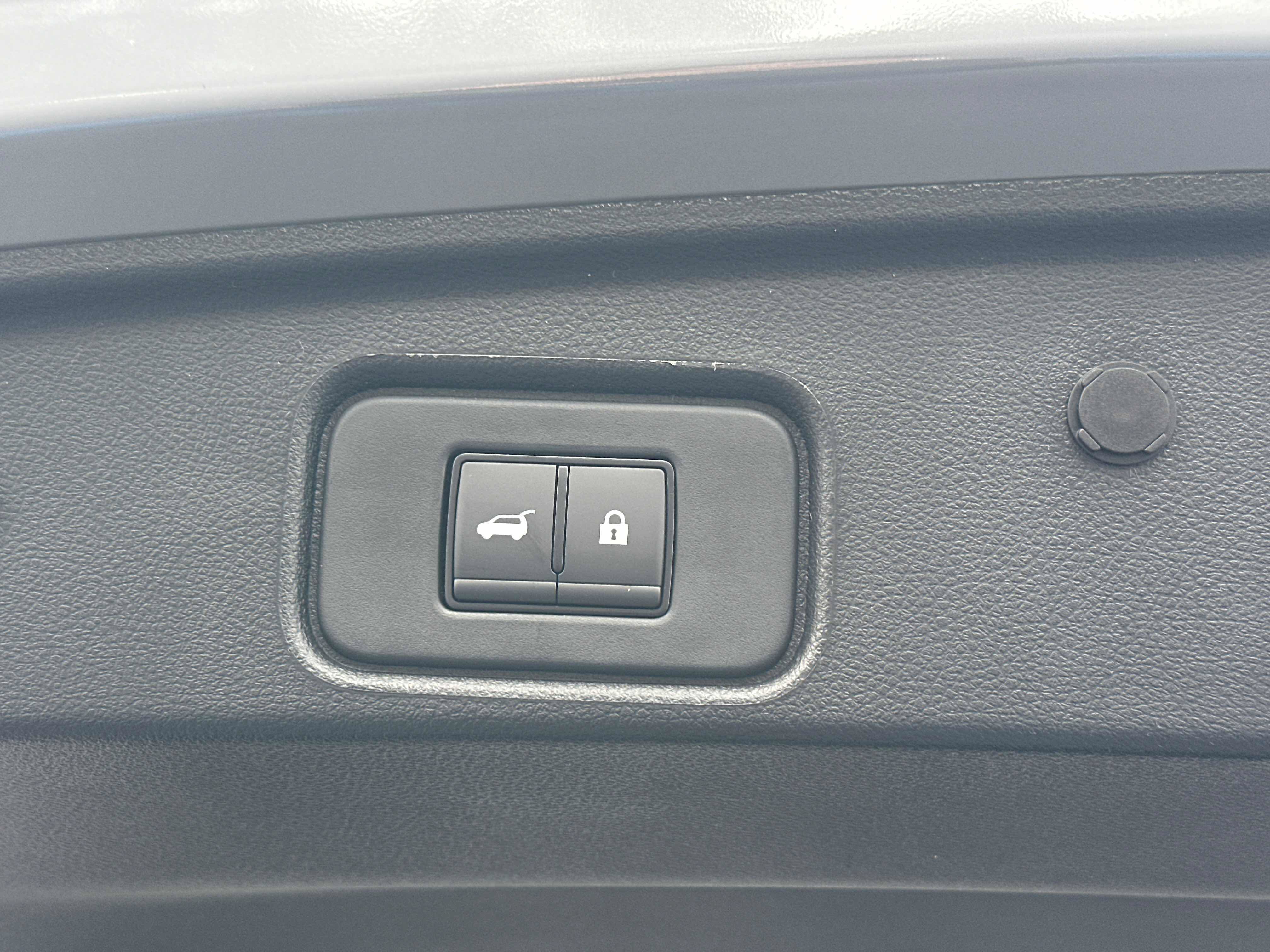 New 2026 Nissan Pathfinder Platinum AWD/4WD image 18