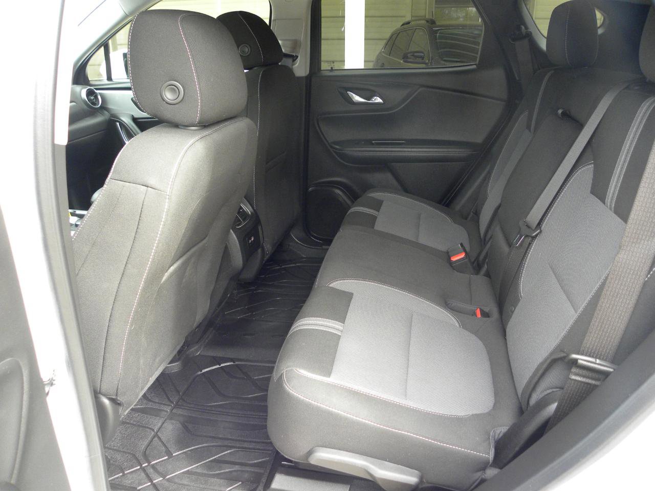 Used 2023 Chevrolet Blazer LT w/ Convenience Package image 16