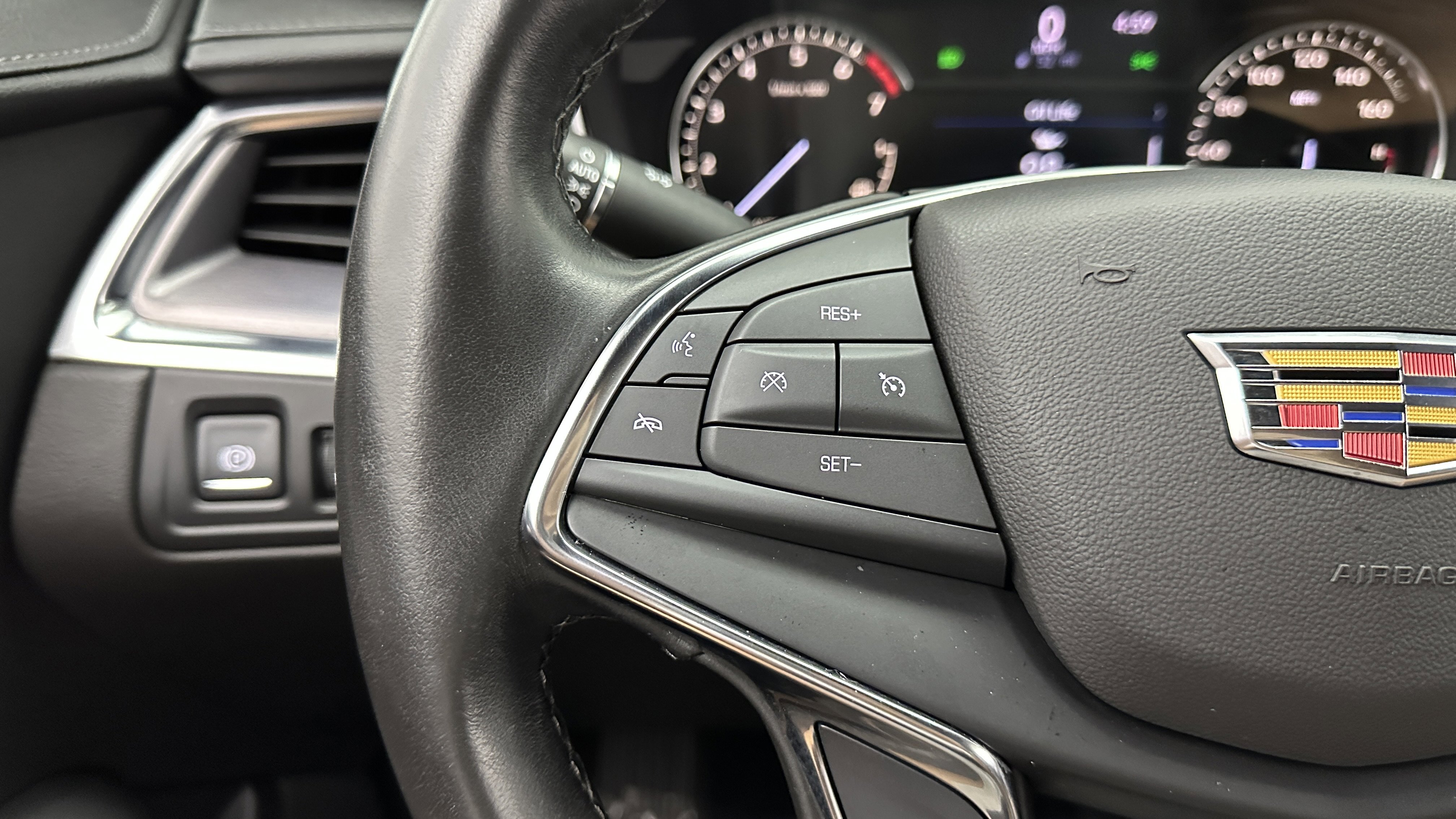 Used 2020 Cadillac XT5 Luxury image 22