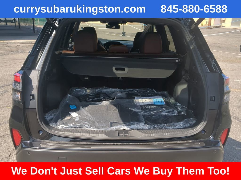 New 2025 Subaru Forester Touring image 5