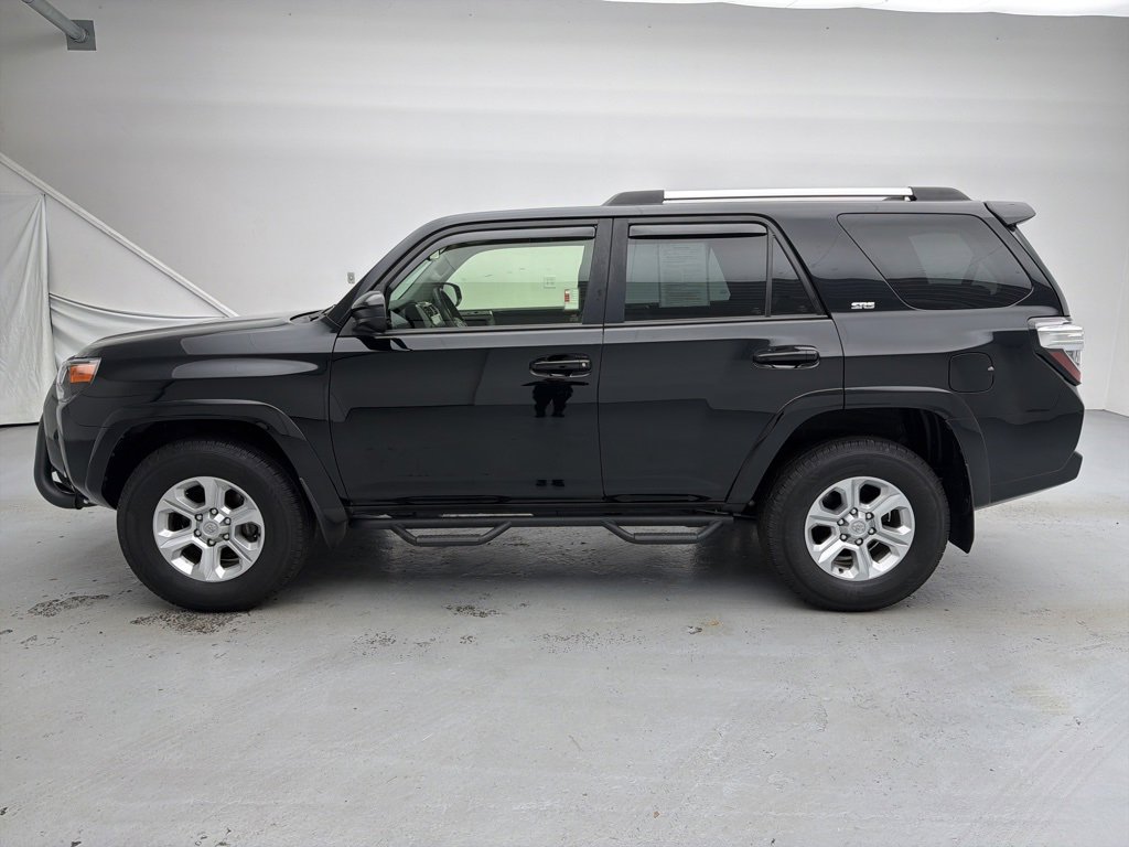 Used 2023 Toyota 4Runner SR5 image 7
