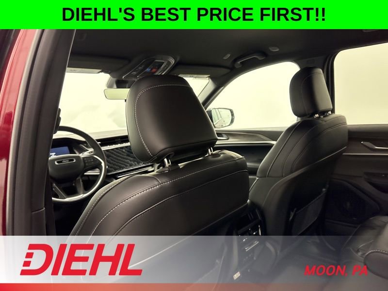 New 2026 Jeep Grand Cherokee Altitude image 18