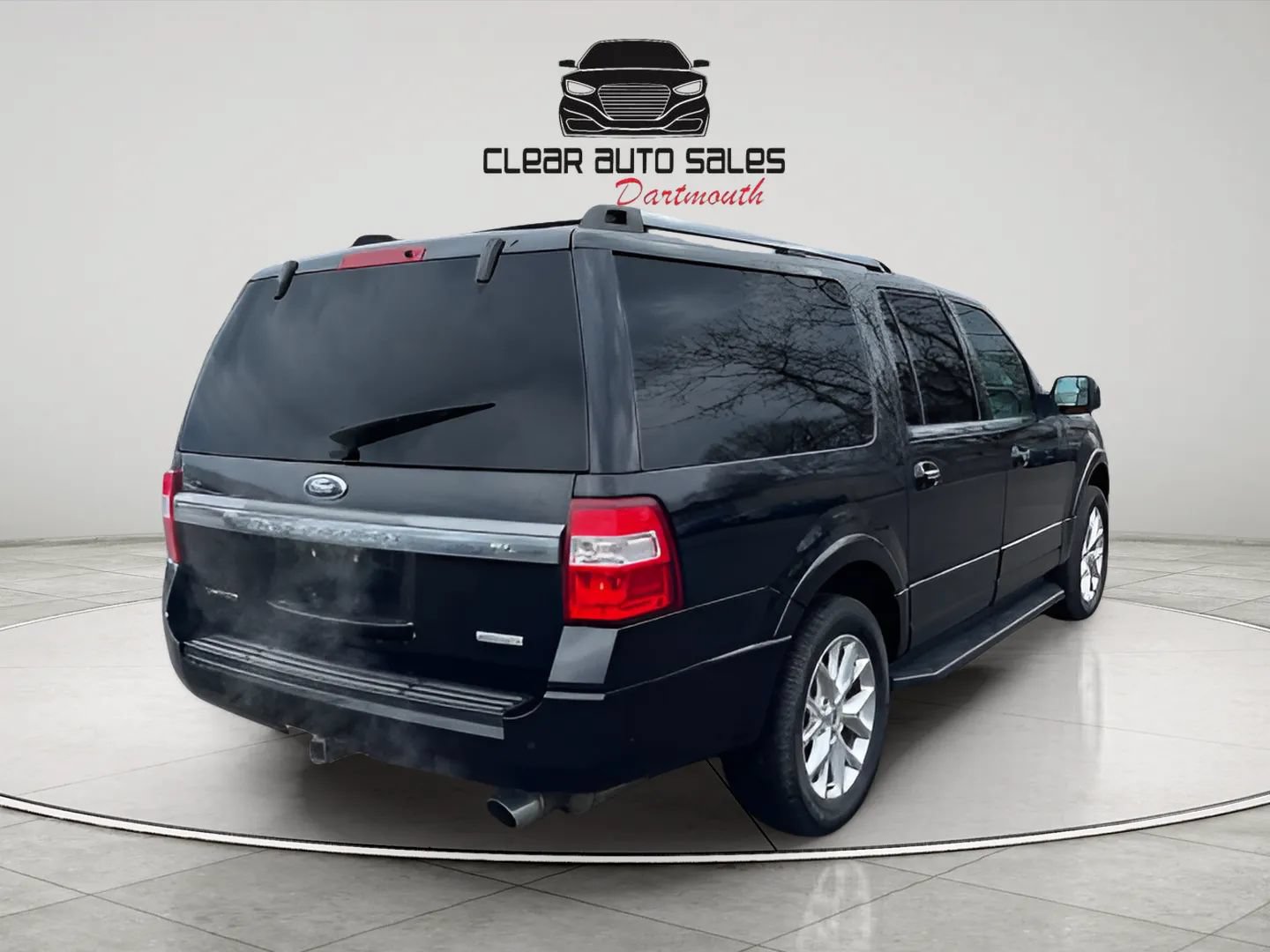 Used 2015 Ford Expedition EL Limited w/ Equipment Group 301A AWD/4WD image 4