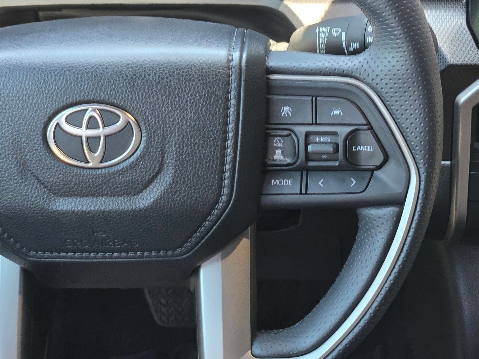Used 2026 Toyota 4Runner Limited AWD/4WD image 16