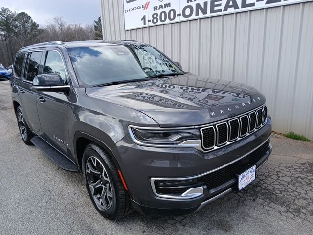 Used 2024 Jeep Wagoneer Series III image 1