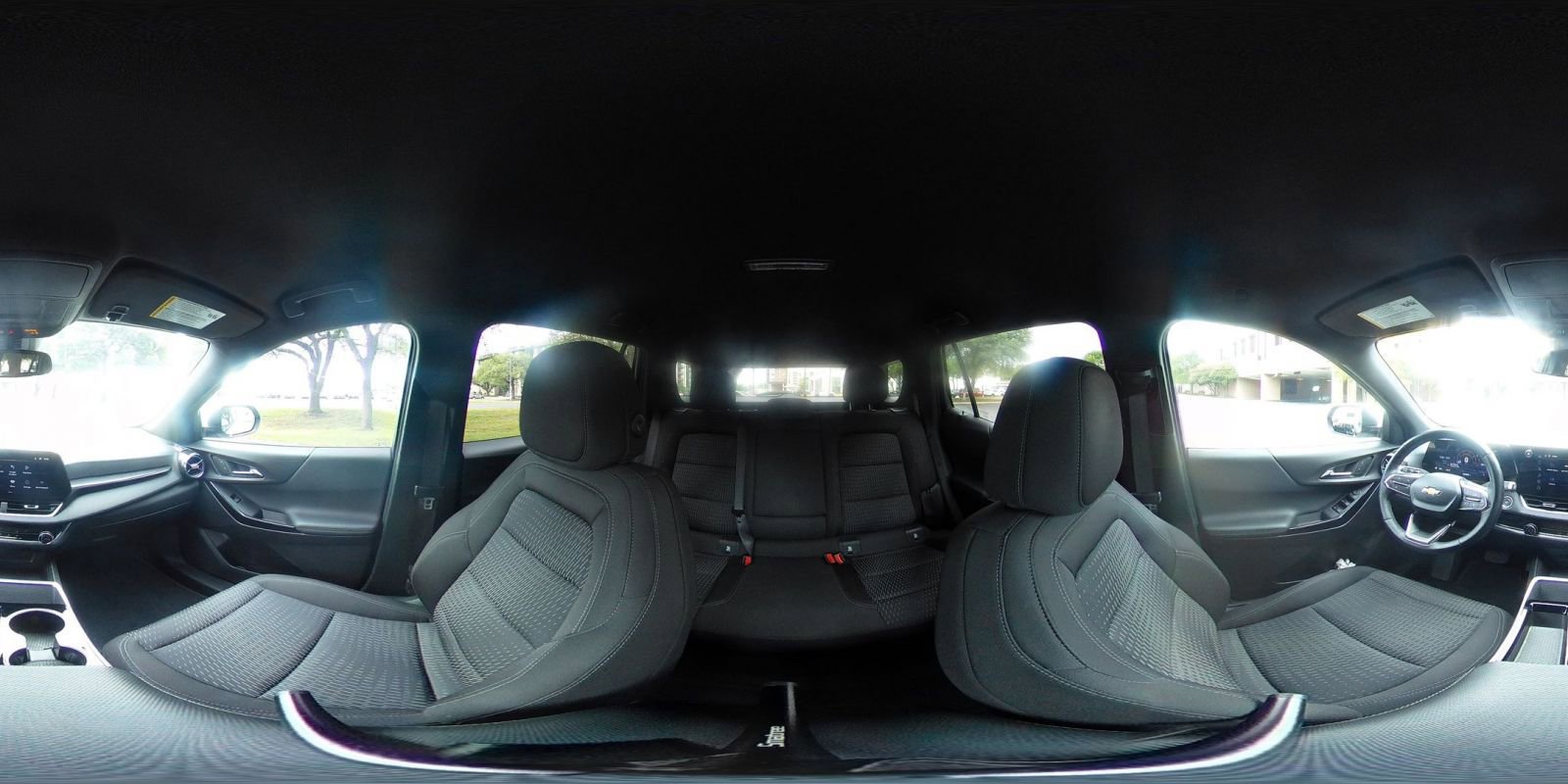 Used 2025 Chevrolet Equinox LT AWD/4WD image 37