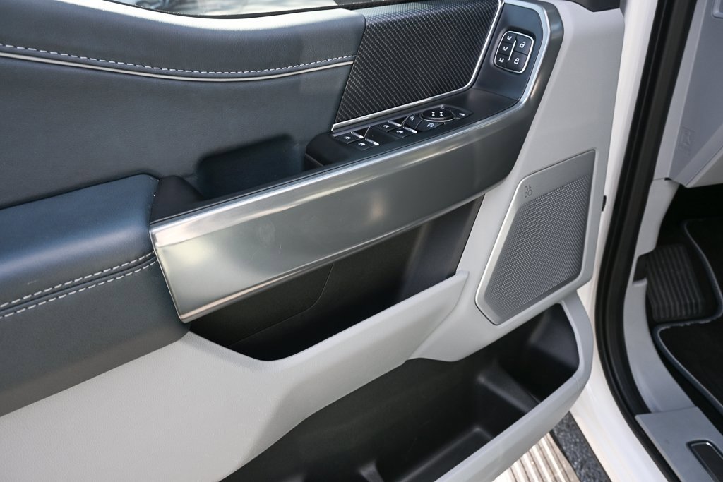 Used 2023 Ford F150 Limited image 8