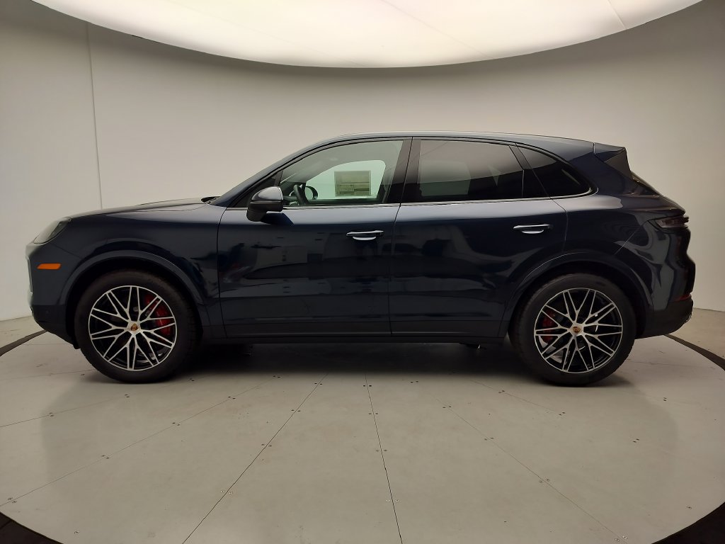 New 2026 Porsche Cayenne S AWD/4WD image 2