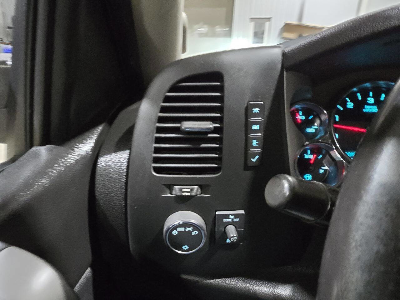 Used 2013 GMC Sierra 1500 SLE w/ Power Tech Package image 39