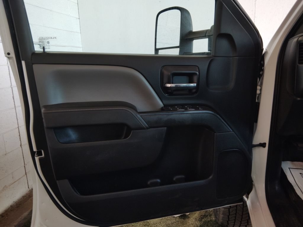 Used 2015 Chevrolet Silverado 3500 W/T AWD/4WD image 18
