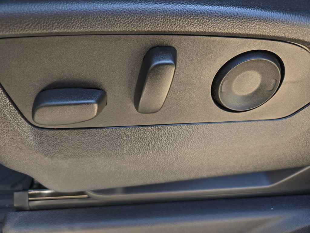 Used 2024 GMC Sierra 1500 AT4 w/ AT4 Premium Package image 27