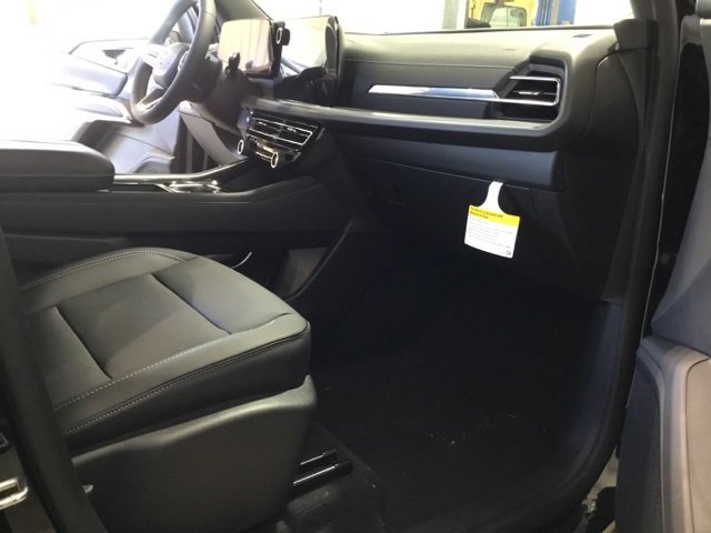 New 2026 Chevrolet Traverse LT w/ Midnight/Sport Edition image 57