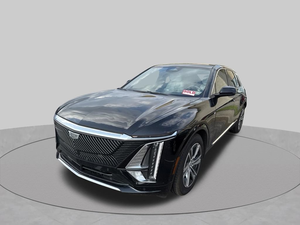 Certified 2024 Cadillac Lyriq Luxury w/ LPO, Floor Liner Package RWD image 10