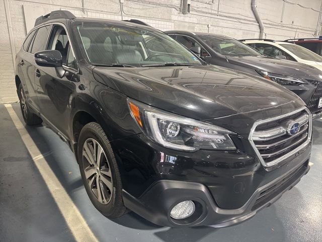 Used 2018 Subaru Outback 2.5i Limited AWD/4WD image 1