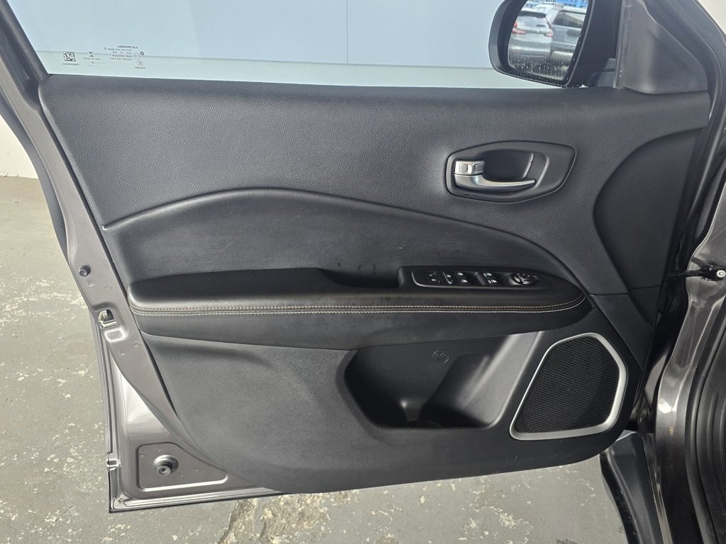 Used 2020 Jeep Compass Sport image 19