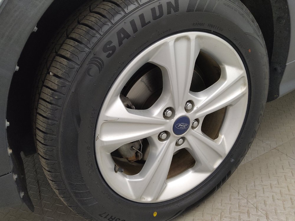 Used 2016 Ford Escape SE FWD image 31