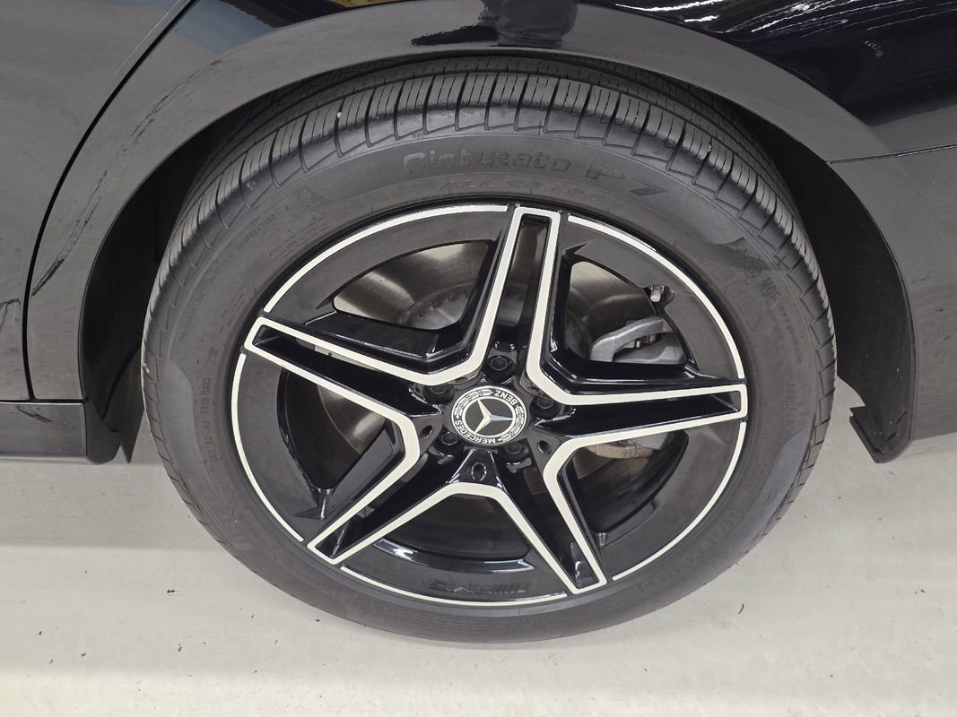 Used 2022 Mercedes-Benz E 450 4MATIC Sedan image 45