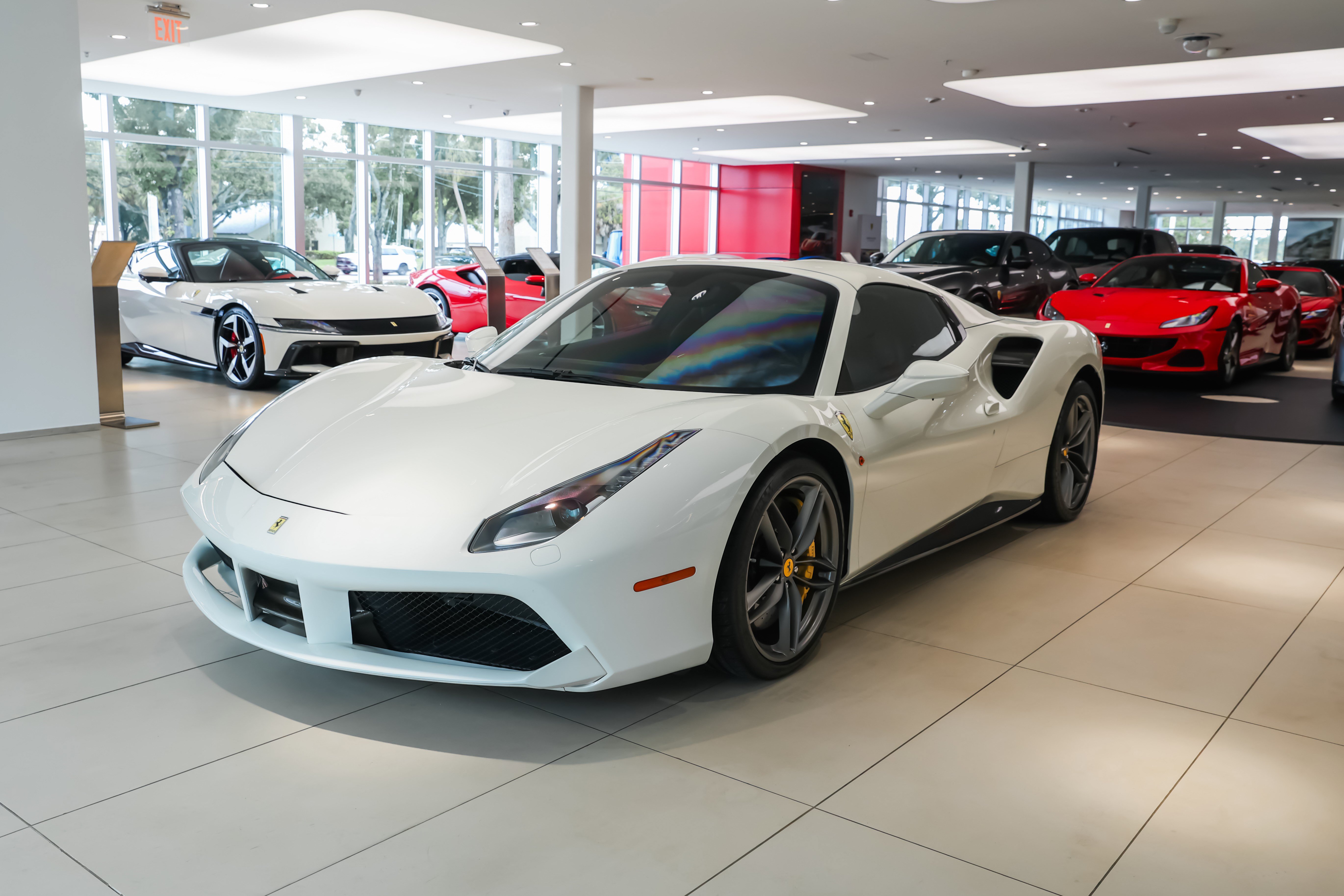 Used 2018 Ferrari 488 Spider RWD image 19