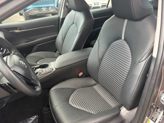 Used 2024 Toyota Camry SE FWD image 15