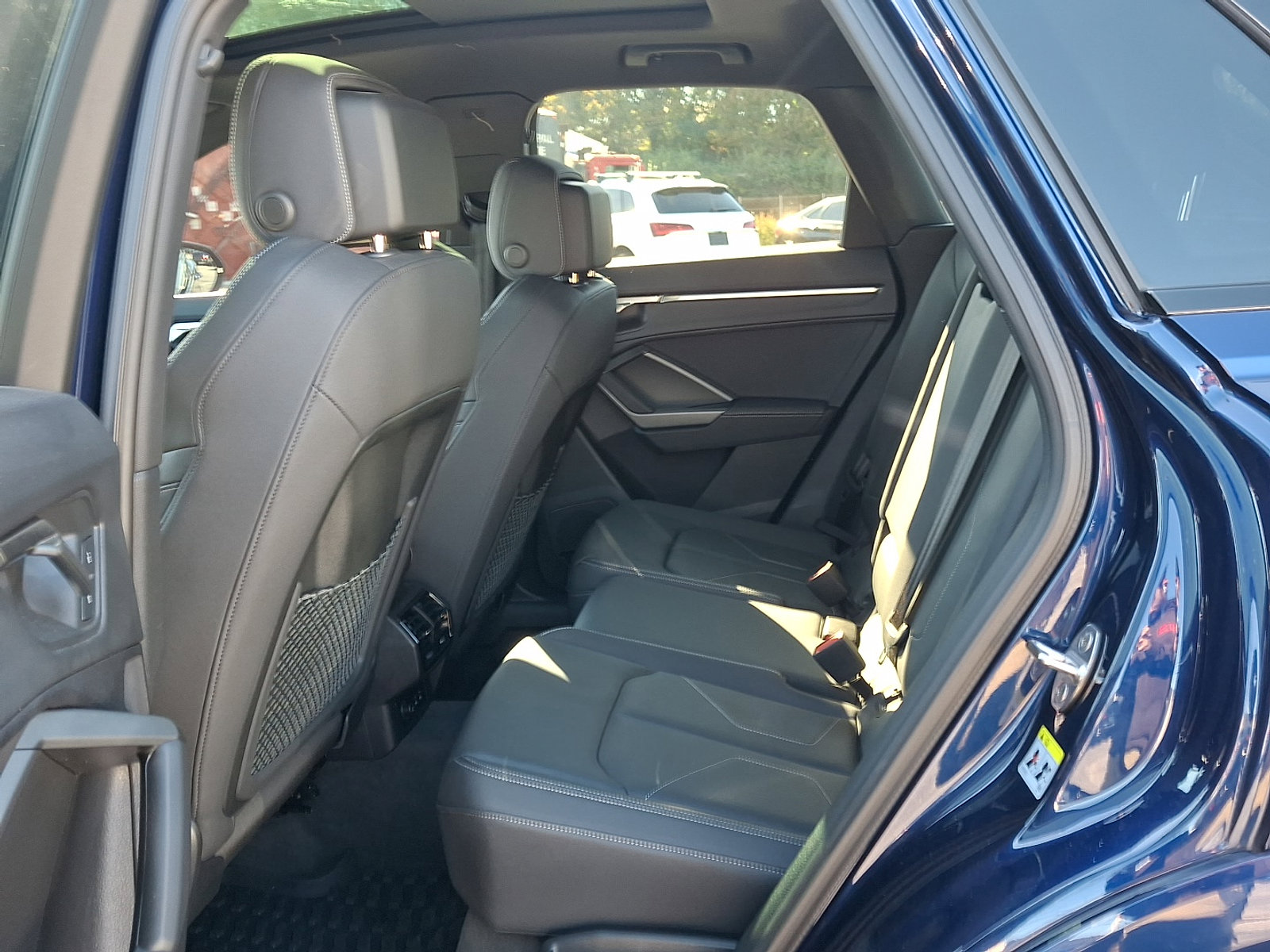 Used 2024 Audi Q3 2.0T Premium Plus w/ Premium Plus Package image 11