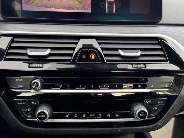 Used 2023 BMW 530i image 7