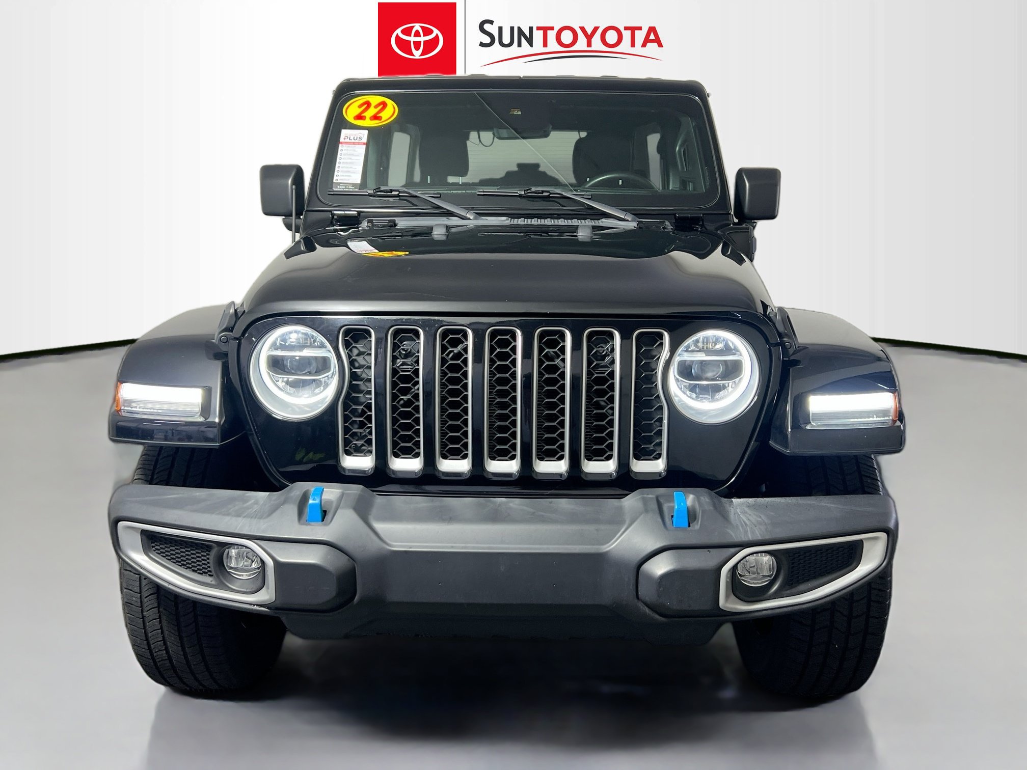 Used 2022 Jeep Wrangler Unlimited Sahara w/ Safety Group AWD/4WD image 10